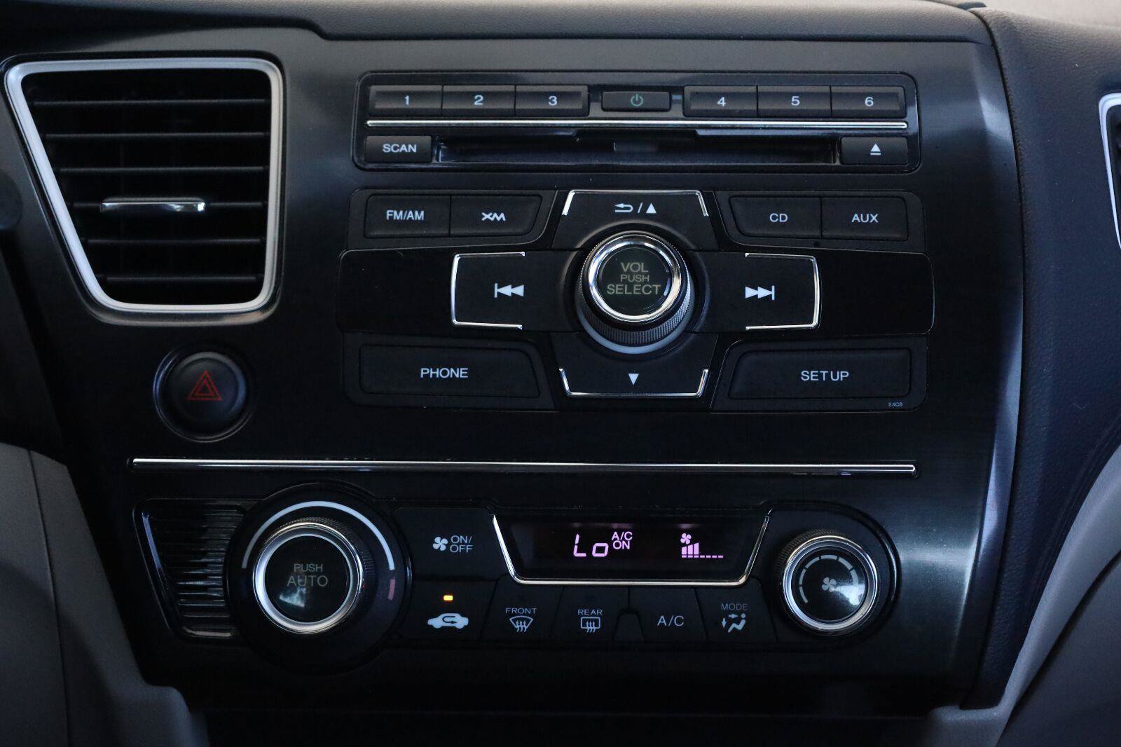 Used 2013 Honda Civic Hybrid Sedan image 40
