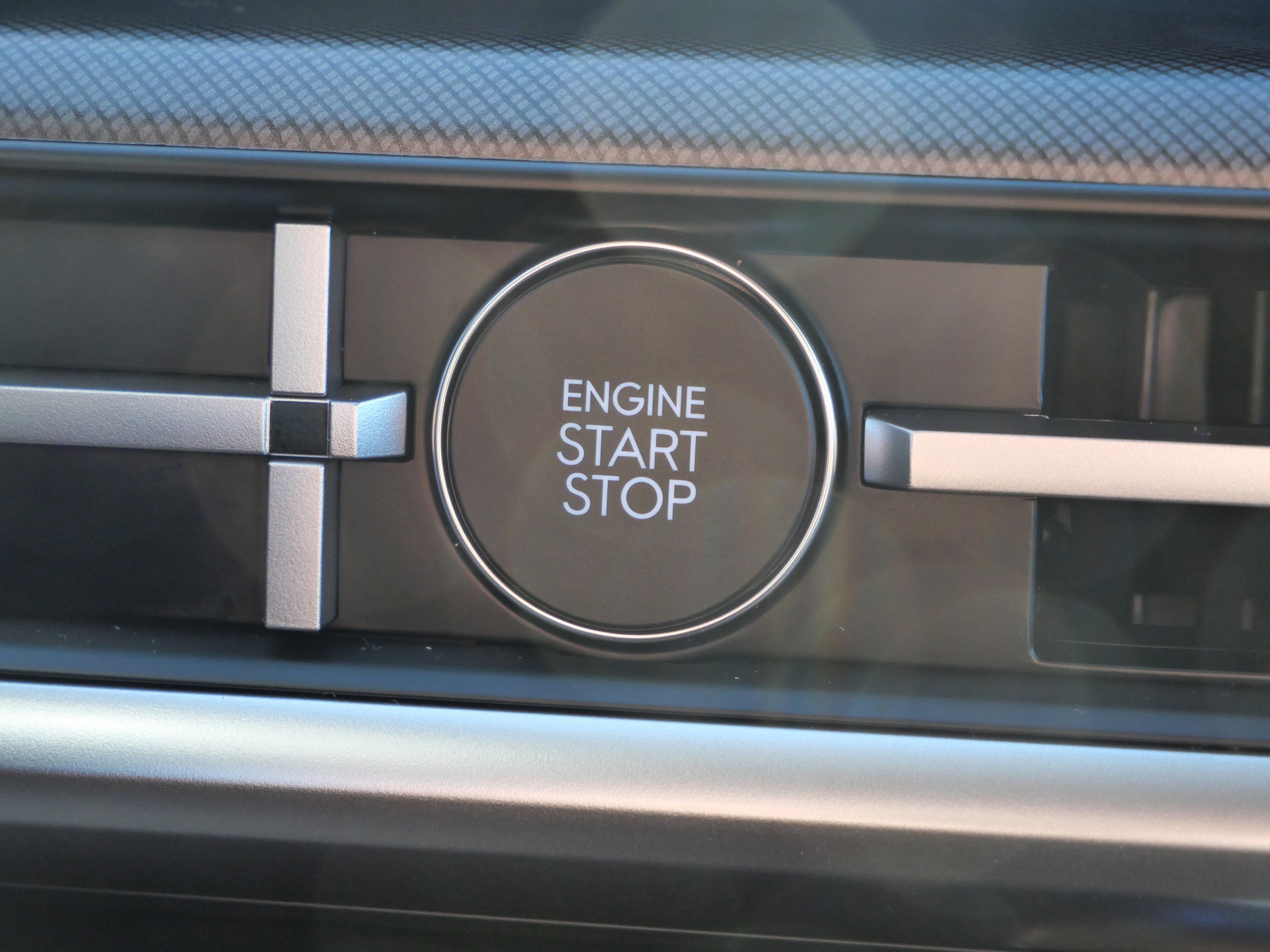 Certified 2026 Hyundai Santa Fe SEL image 30
