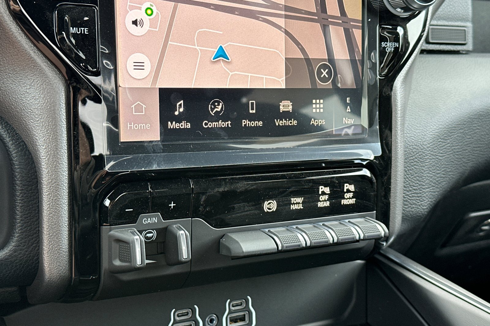 New 2026 RAM 2500 Big Horn AWD/4WD image 19