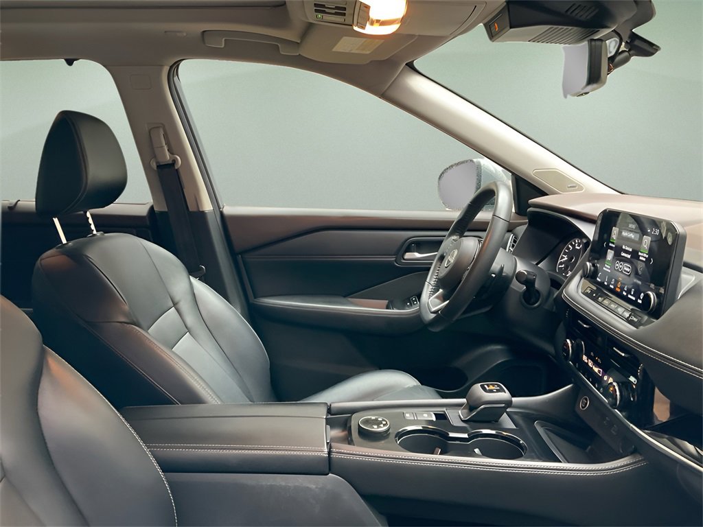 Used 2022 Nissan Rogue SL w/ SL Premium Package image 15