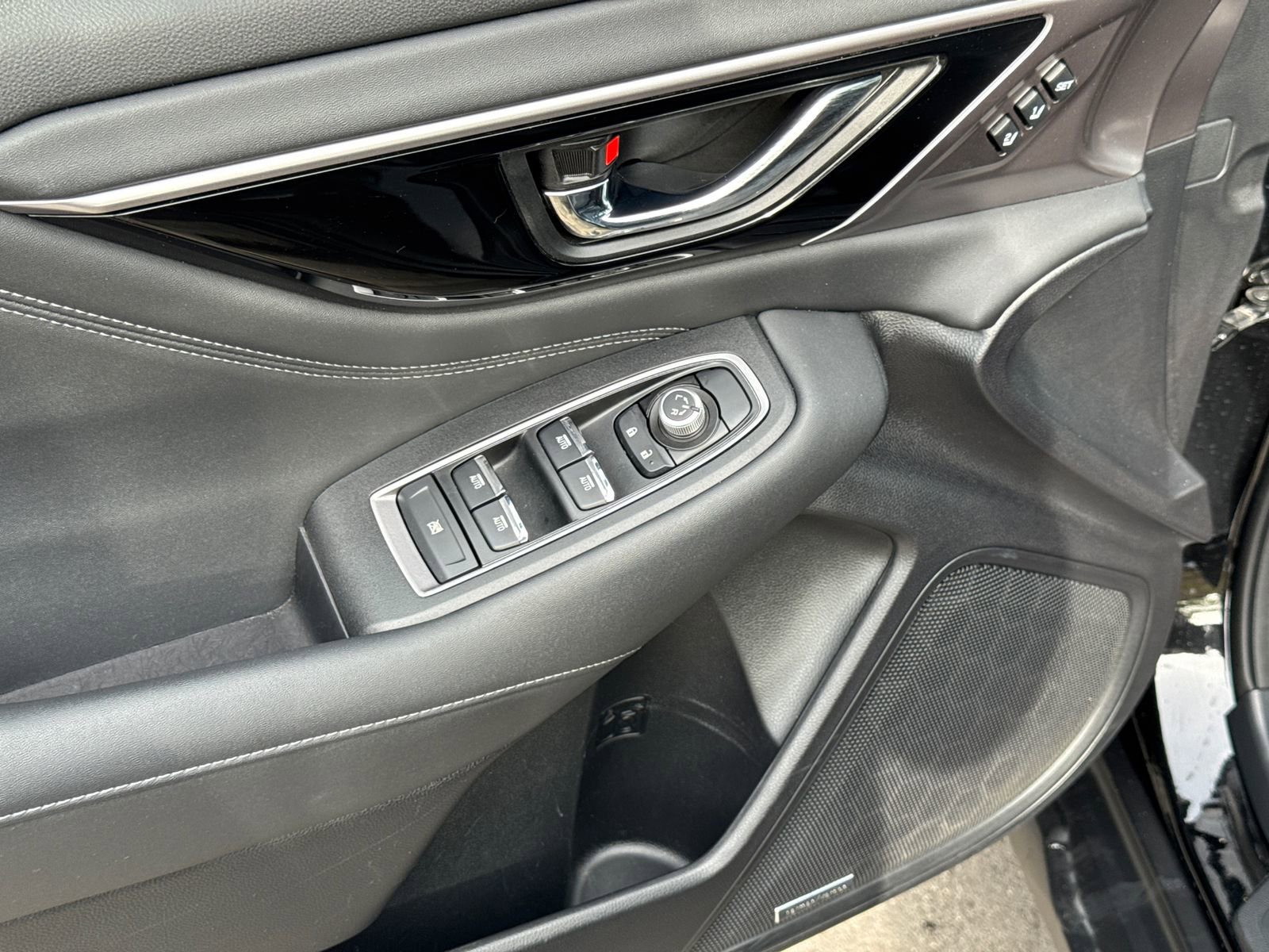 Certified 2023 Subaru Outback Limited image 18