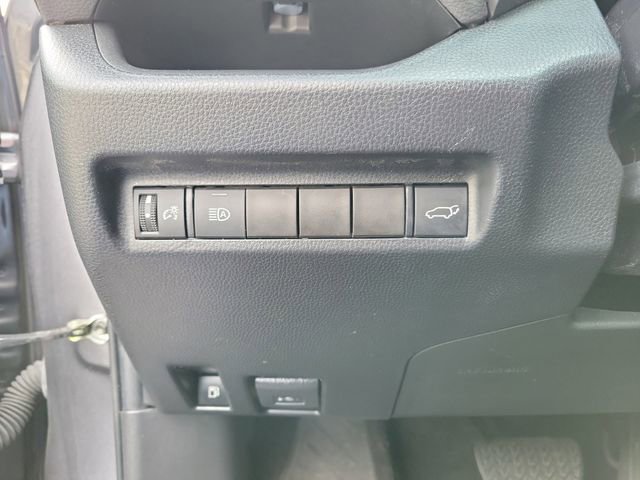 Used 2022 Toyota RAV4 XSE image 15