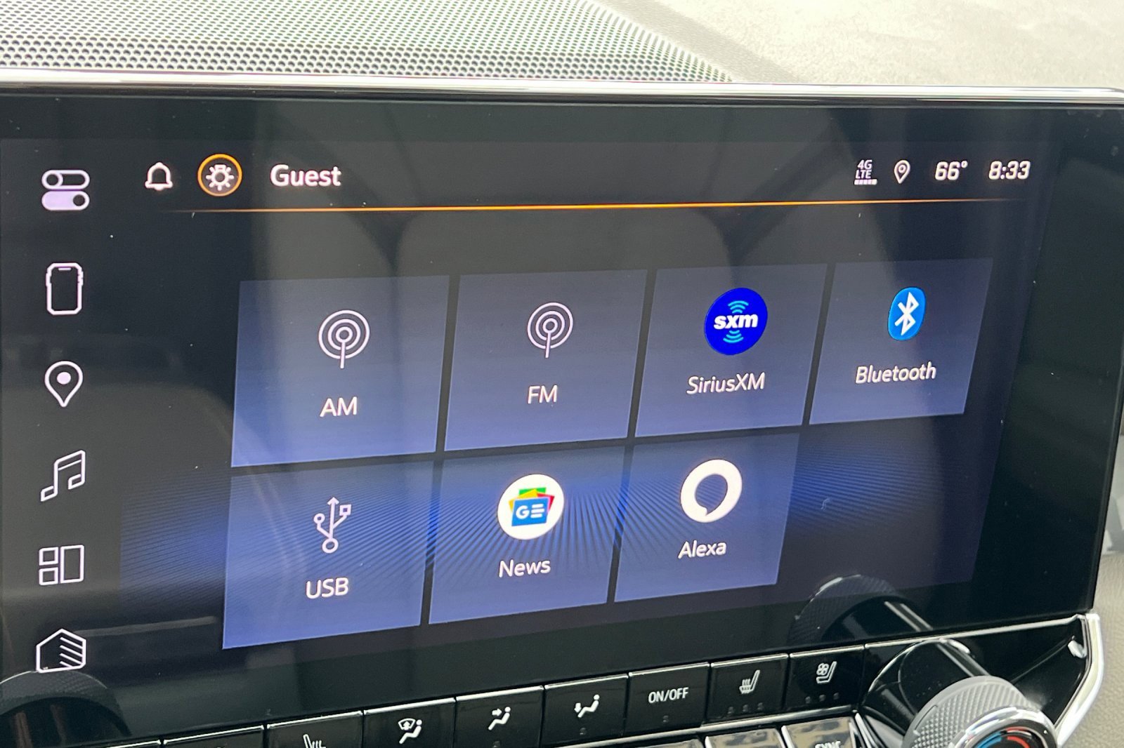 New 2025 Chevrolet Colorado ZR2 w/ Technology Package image 14