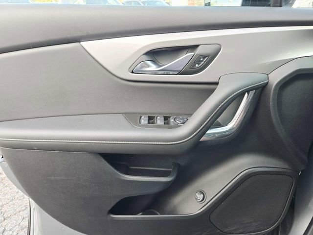 Used 2025 Chevrolet Blazer LT w/ Midnight/Sport Edition image 30