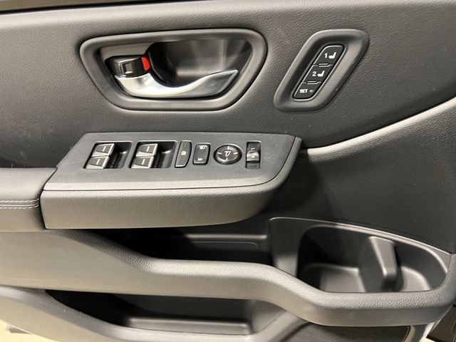 New 2025 Honda Pilot Touring image 17