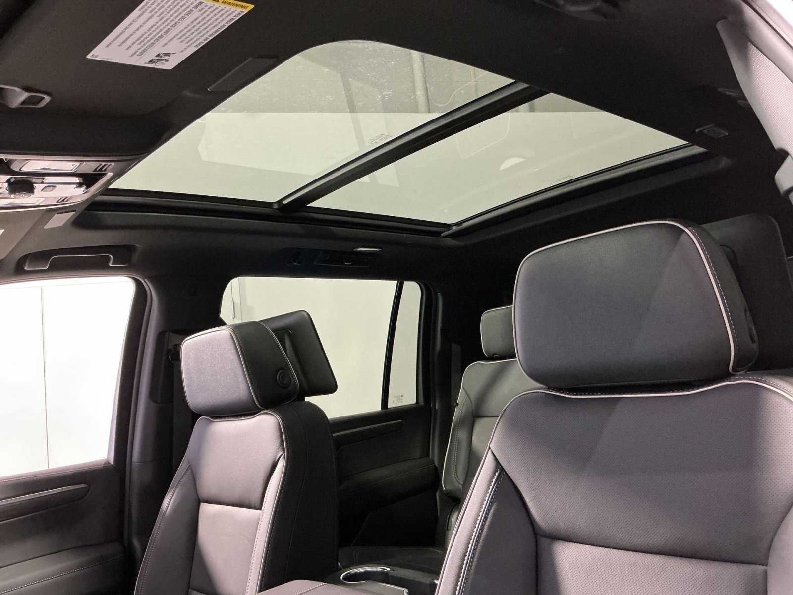 New 2026 Chevrolet Suburban Premier image 31