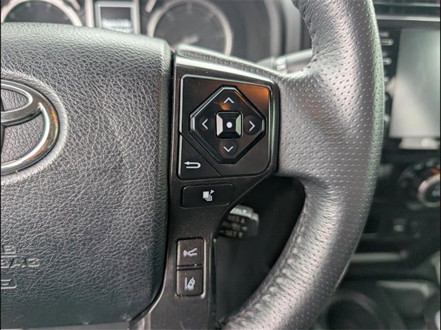 Used 2022 Toyota 4Runner TRD Off-Road image 8