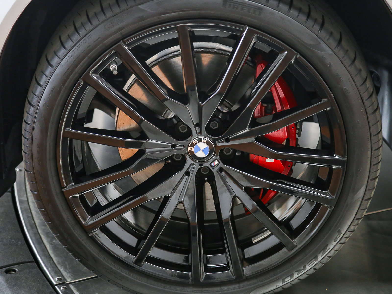 Used 2026 BMW X5 sDrive40i w/ M Sport Package RWD image 10