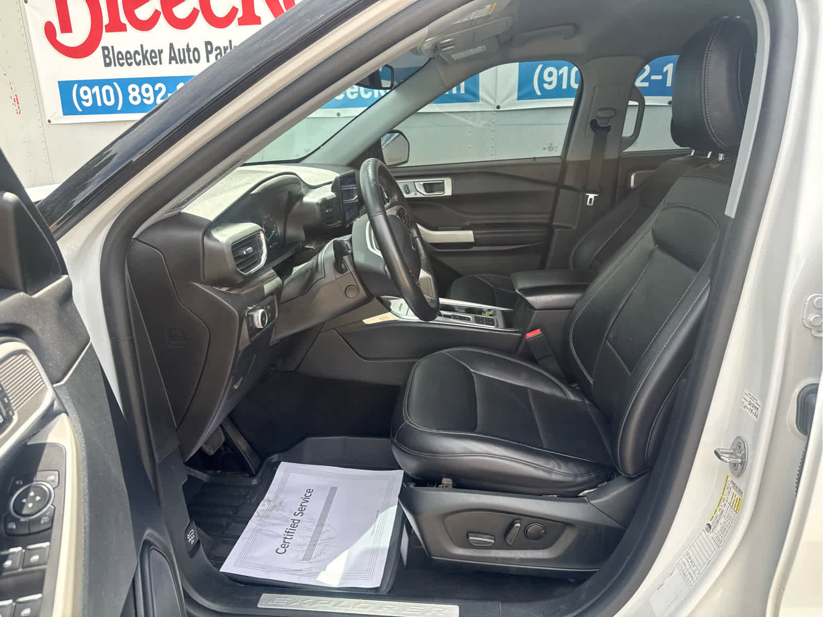 Used 2021 Ford Explorer Limited w/ Equipment Group 301A RWD image 22