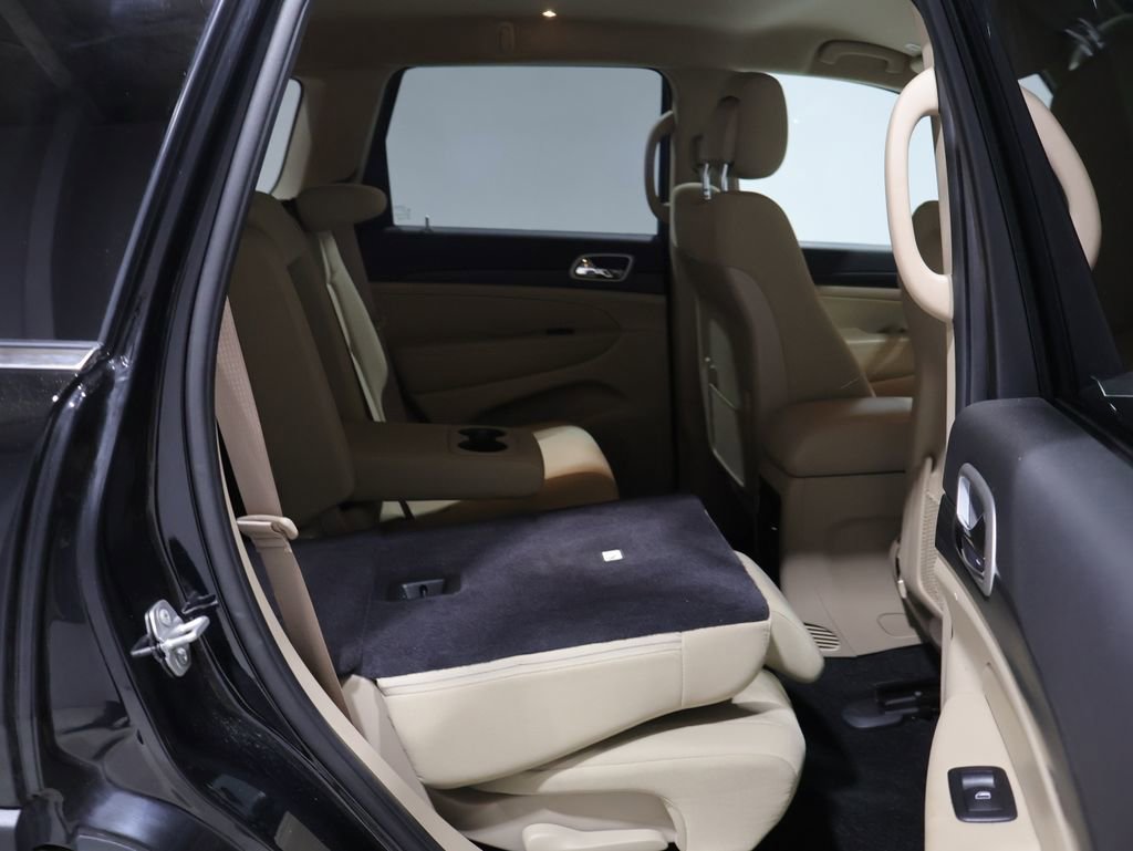 Certified 2022 Jeep Grand Cherokee Laredo E AWD/4WD image 20