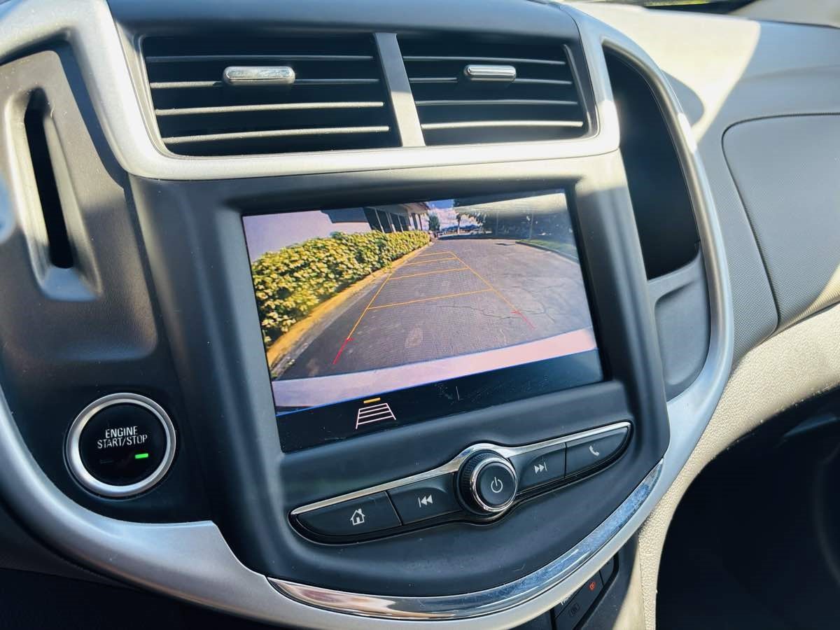 Used 2020 Chevrolet Sonic LT image 23