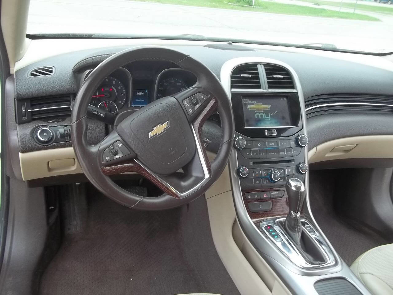 Used 2013 Chevrolet Malibu LT image 10