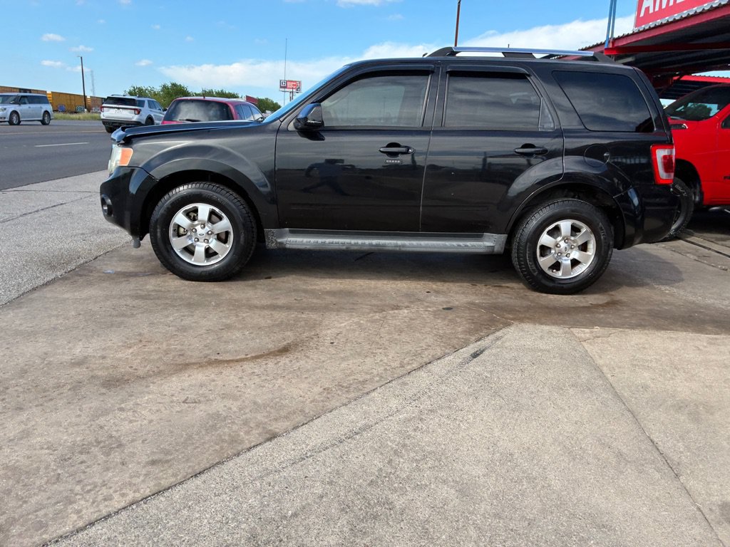 Used 2011 Ford Escape Limited w/ 302A Rapid Spec Order Code FWD image 4