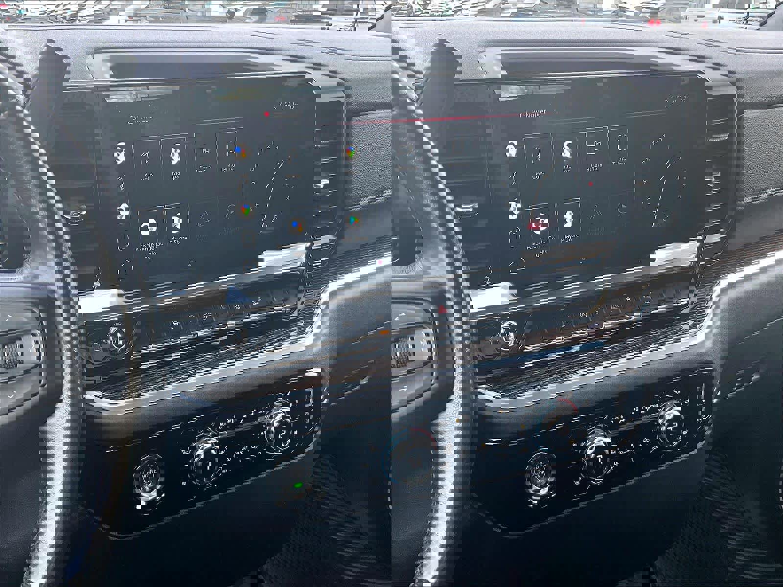 Used 2022 GMC Sierra 1500 Elevation image 17