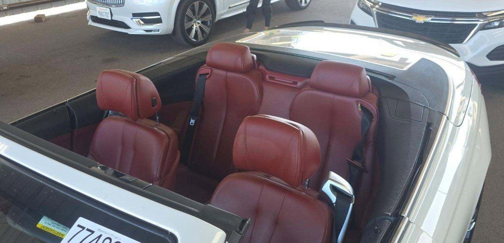 Used 2012 BMW 650i Convertible image 2