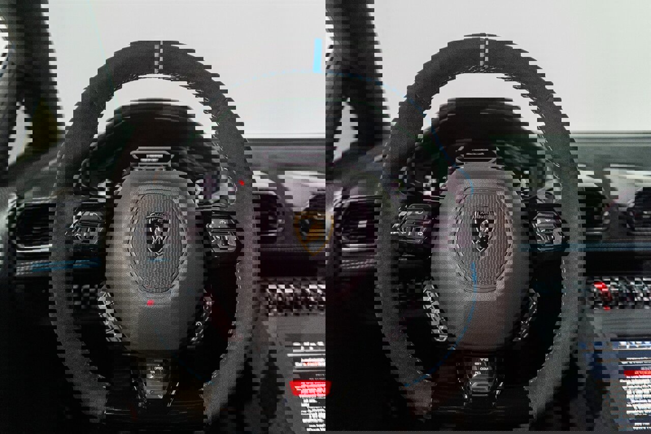 Used 2023 Lamborghini Huracan STO image 94