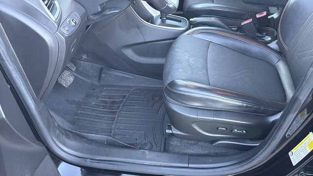 Used 2021 Chevrolet Trax LT w/ Driver Confidence Package image 25