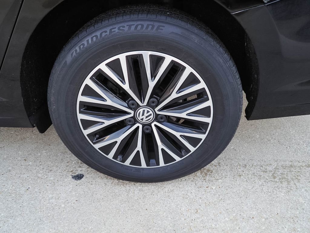 Used 2019 Volkswagen Jetta SE image 7