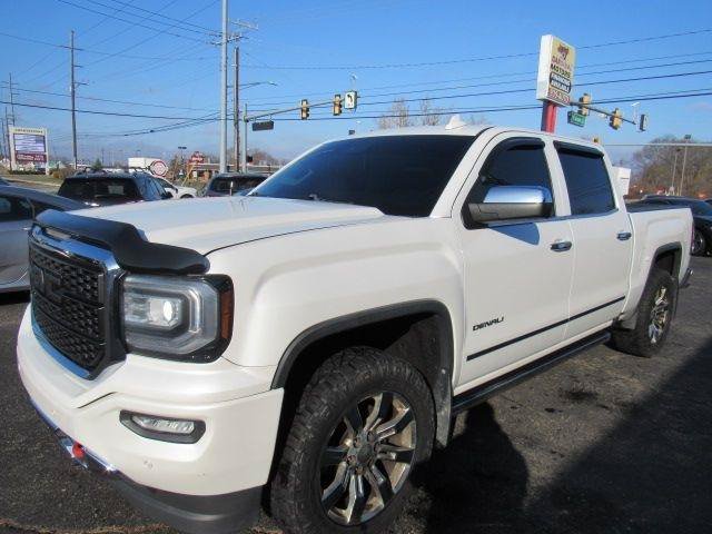Used 2016 GMC Sierra 1500 Denali w/ Enhanced Driver Alert Package AWD/4WD image 3