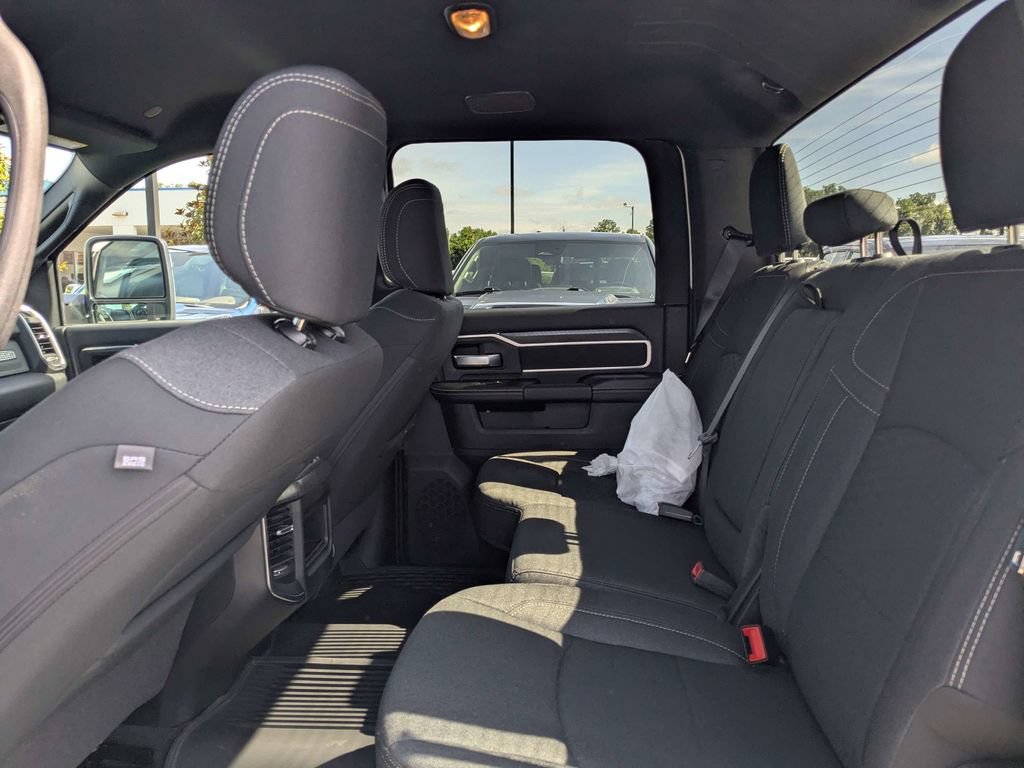 New 2026 RAM 2500 Big Horn AWD/4WD image 13