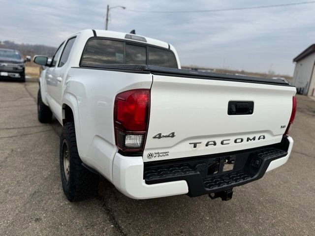 Used 2020 Toyota Tacoma SR image 14