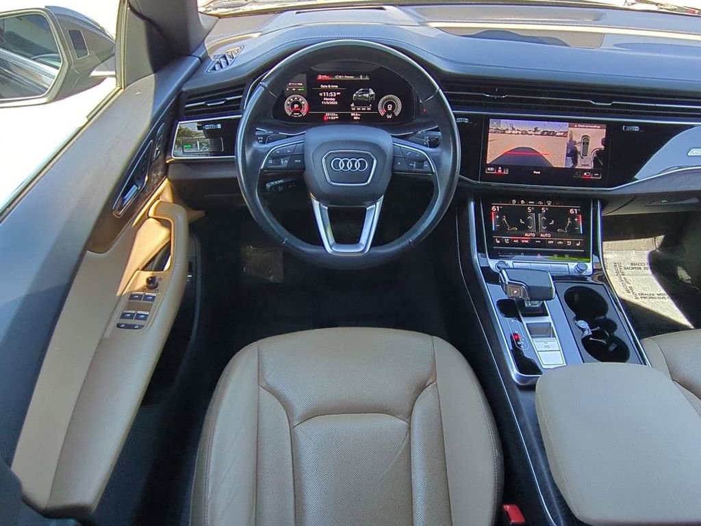 Used 2021 Audi Q8 Prestige w/ Prestige Package image 15