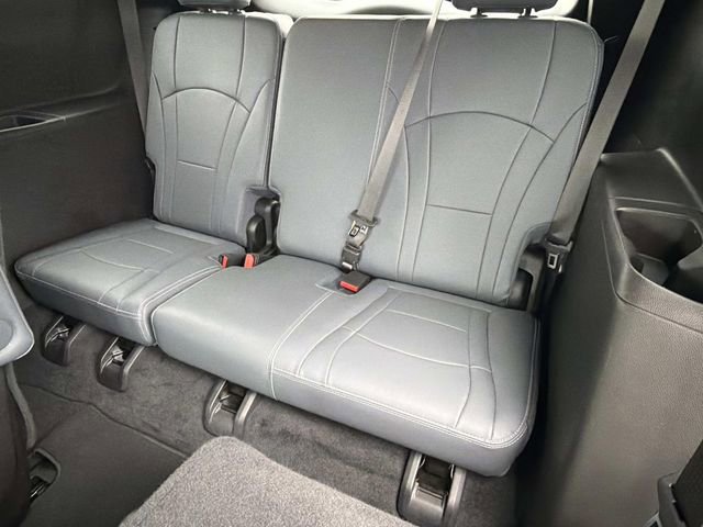 Used 2023 Buick Enclave Essence w/ Experience Buick Package FWD image 26
