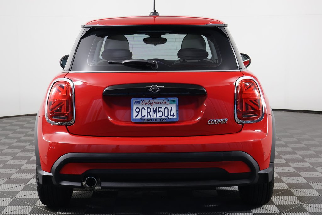 Used 2023 MINI Cooper 2-Door Hardtop FWD image 5