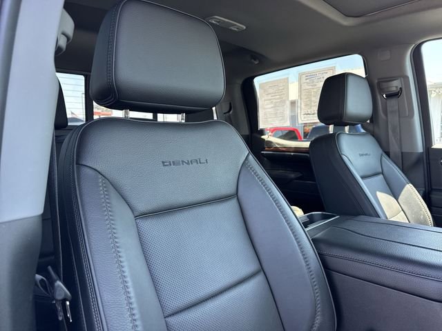 Used 2024 GMC Sierra 1500 Denali w/ Denali Reserve Package AWD/4WD image 25