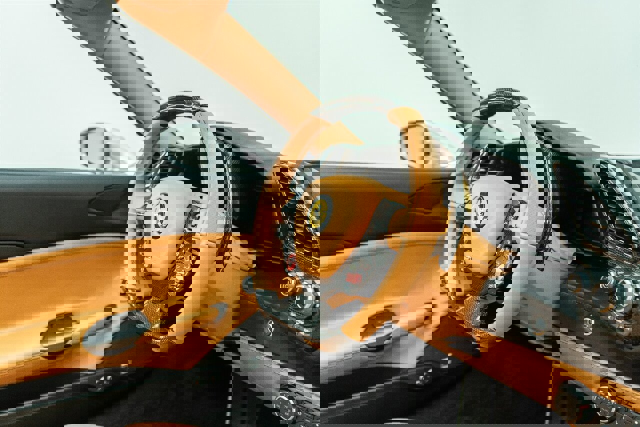 Used 2018 Ferrari 488 Spider image 52