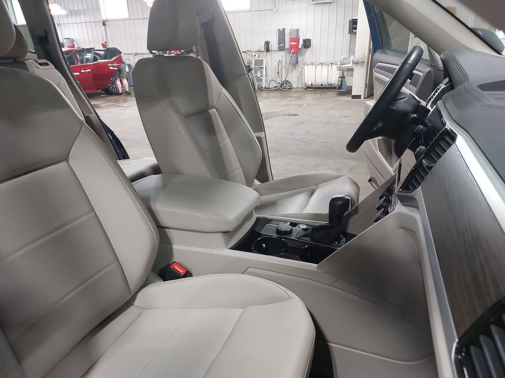 Used 2022 Volkswagen Atlas SE image 10