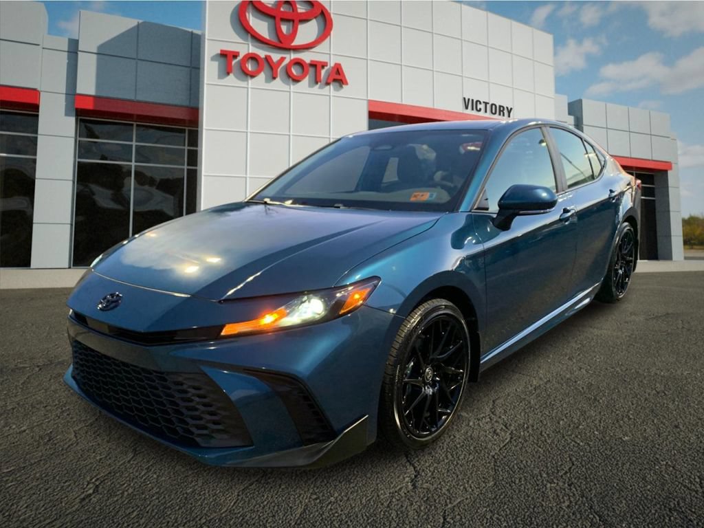 New 2026 Toyota Camry SE FWD image 7