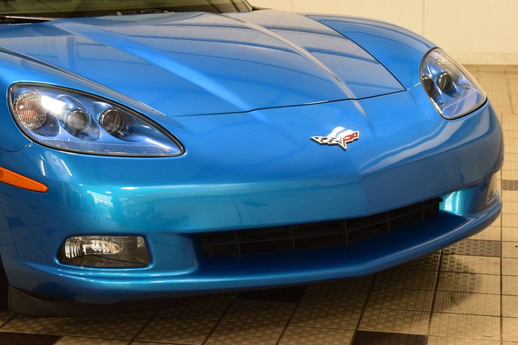 Used 2008 Chevrolet Corvette Coupe w/ Preferred Equipment Group RWD image 13