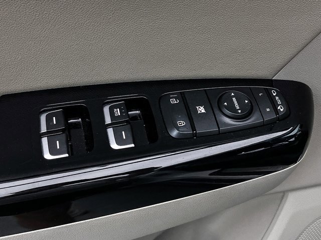 Used 2021 Kia Sportage SX image 21