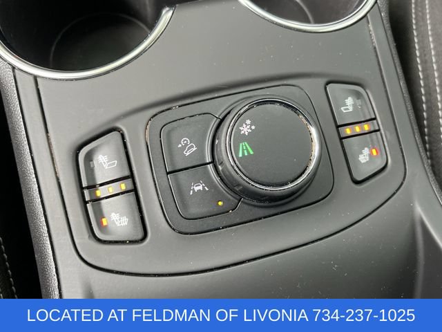 Certified 2024 GMC Terrain SLE w/ Driver Convenience Package FWD image 34