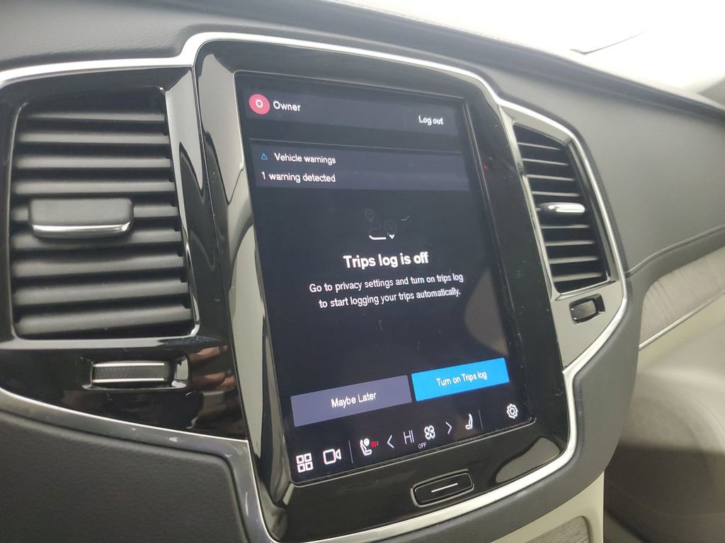 Used 2024 Volvo XC90 B6 Ultimate w/ Protection Package image 30