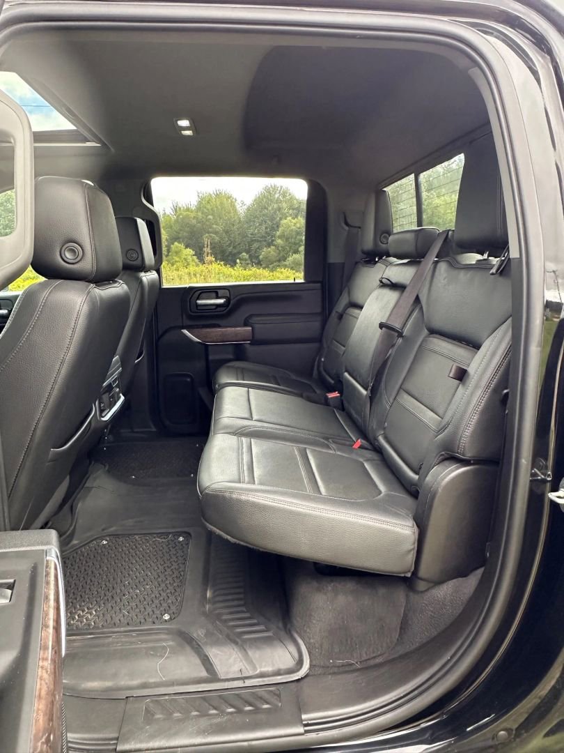 Used 2021 GMC Sierra 2500 Denali w/ Denali Black Diamond Edition image 27