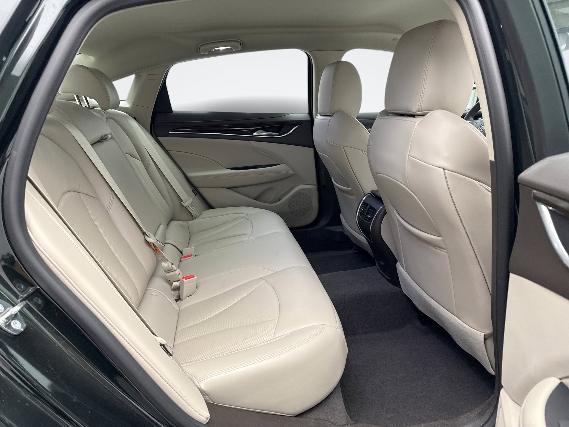 Used 2017 Buick LaCrosse Essence w/ Sights and Sounds Package image 19