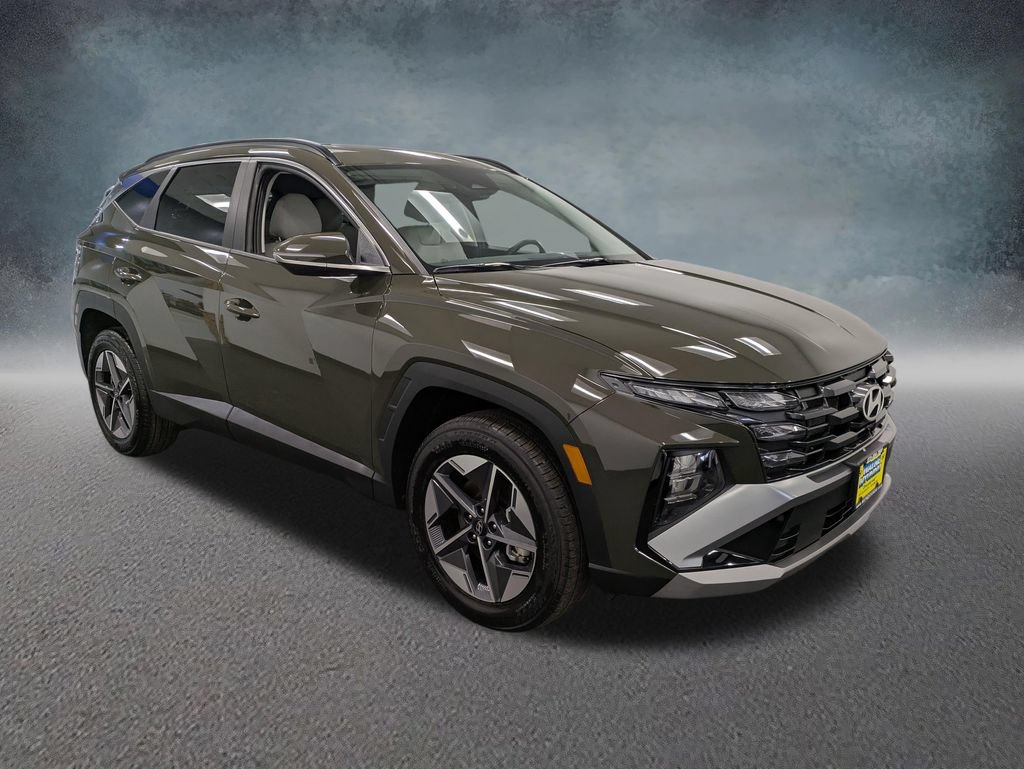 Certified 2025 Hyundai Tucson SEL AWD/4WD image 3