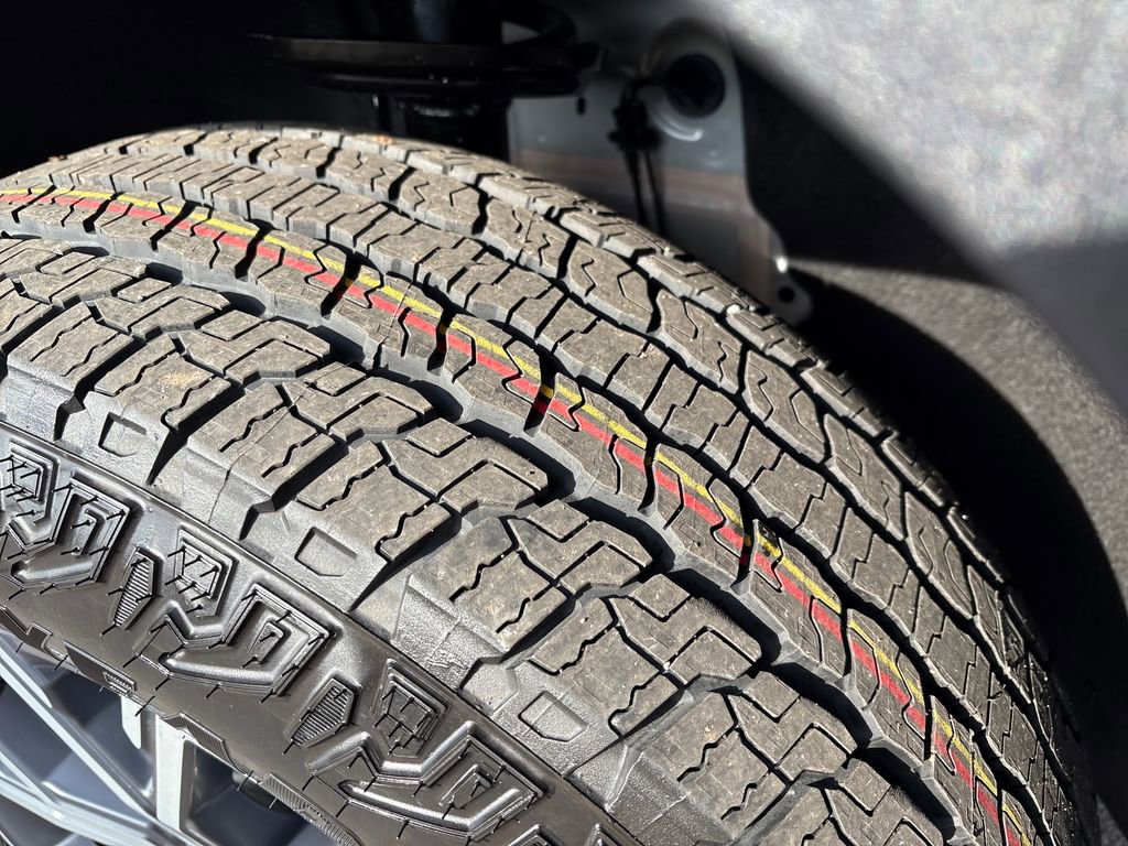 New 2026 GMC Acadia AT4 w/ Luxury Package image 51