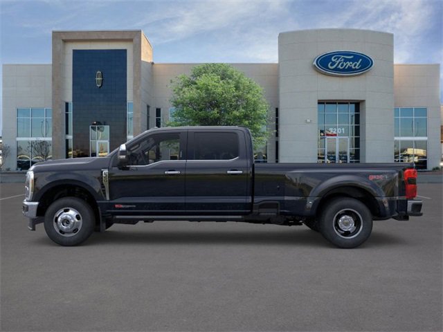 New 2026 Ford F350 King Ranch w/ Chrome Package image 3