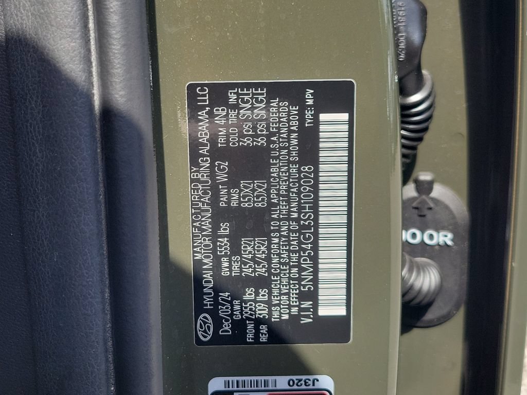 Used 2025 Hyundai Santa Fe Calligraphy FWD image 32