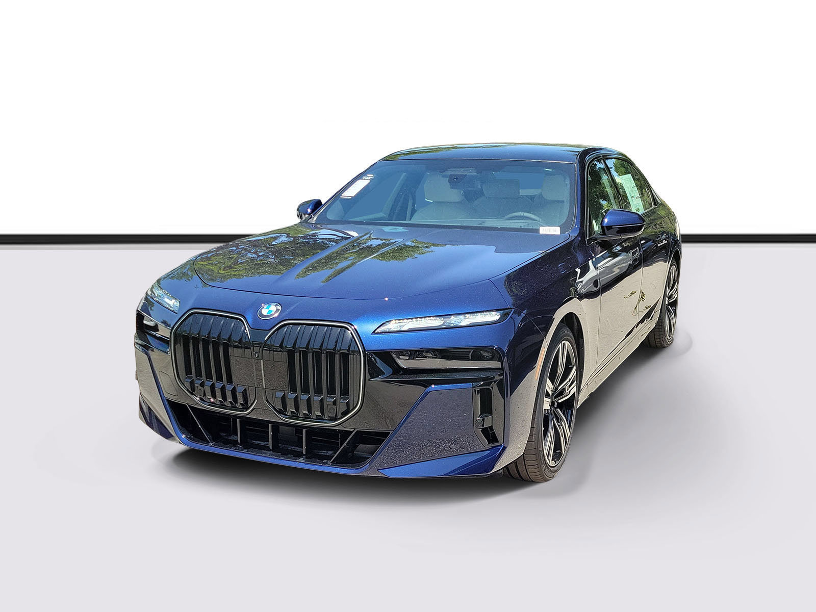 New 2026 BMW 760i xDrive w/ Executive Package AWD/4WD image 2