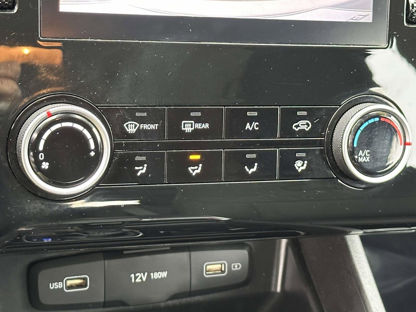 Used 2023 Hyundai Tucson SE image 11