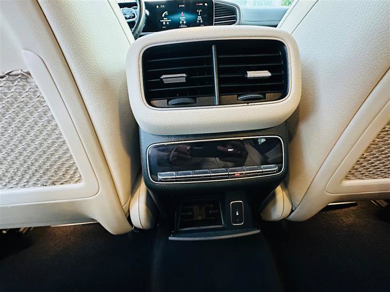 Used 2021 Mercedes-Benz GLS 450 4MATIC image 34