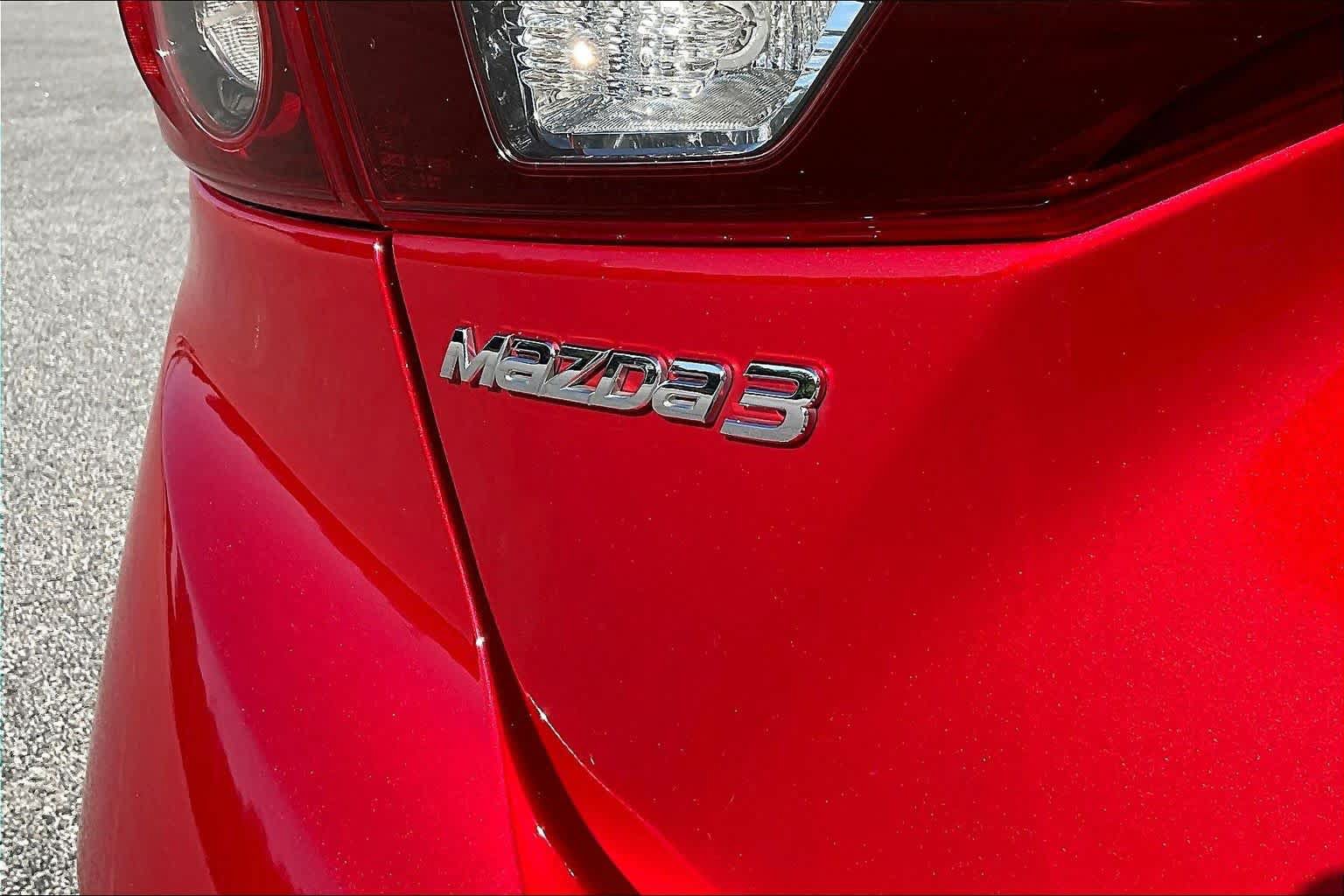 Used 2018 MAZDA MAZDA3 Touring FWD image 30