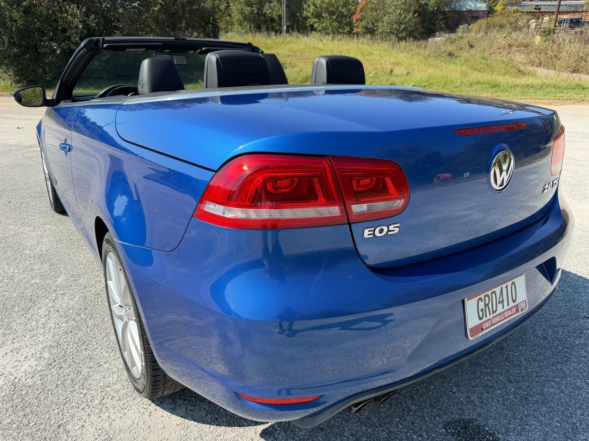 Used 2012 Volkswagen Eos Komfort FWD image 3