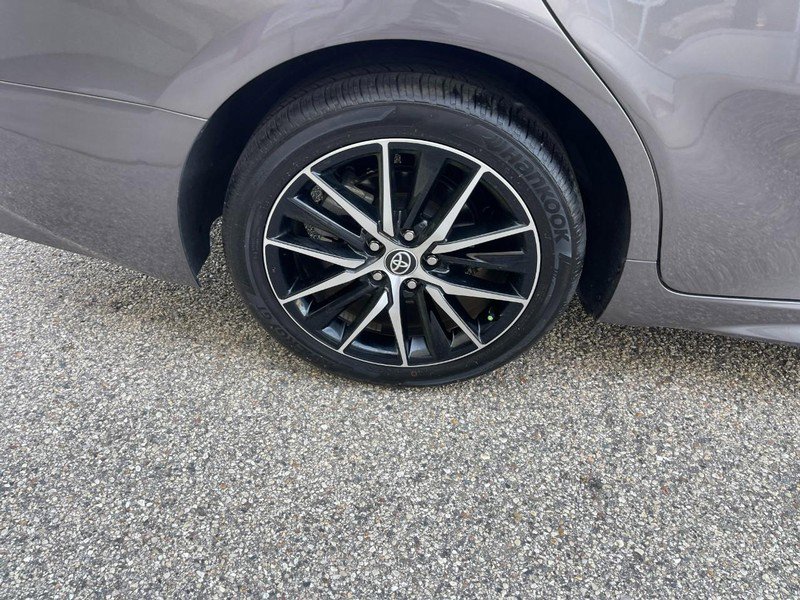Used 2024 Toyota Camry SE image 5
