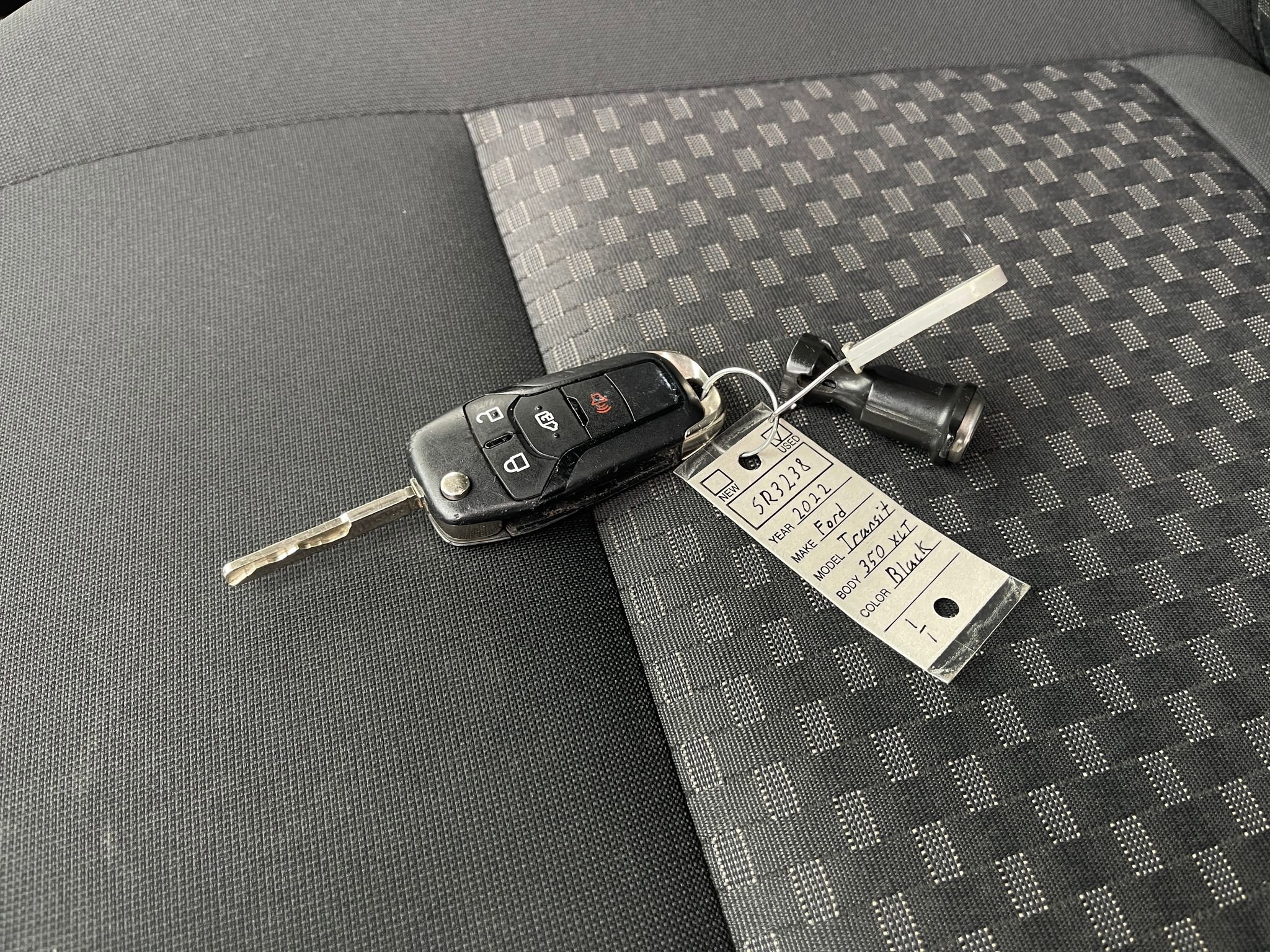 Used 2022 Ford Transit 350 XLT image 34