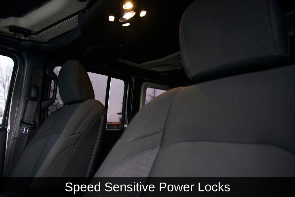 Used 2019 Jeep Wrangler Unlimited Sport image 16